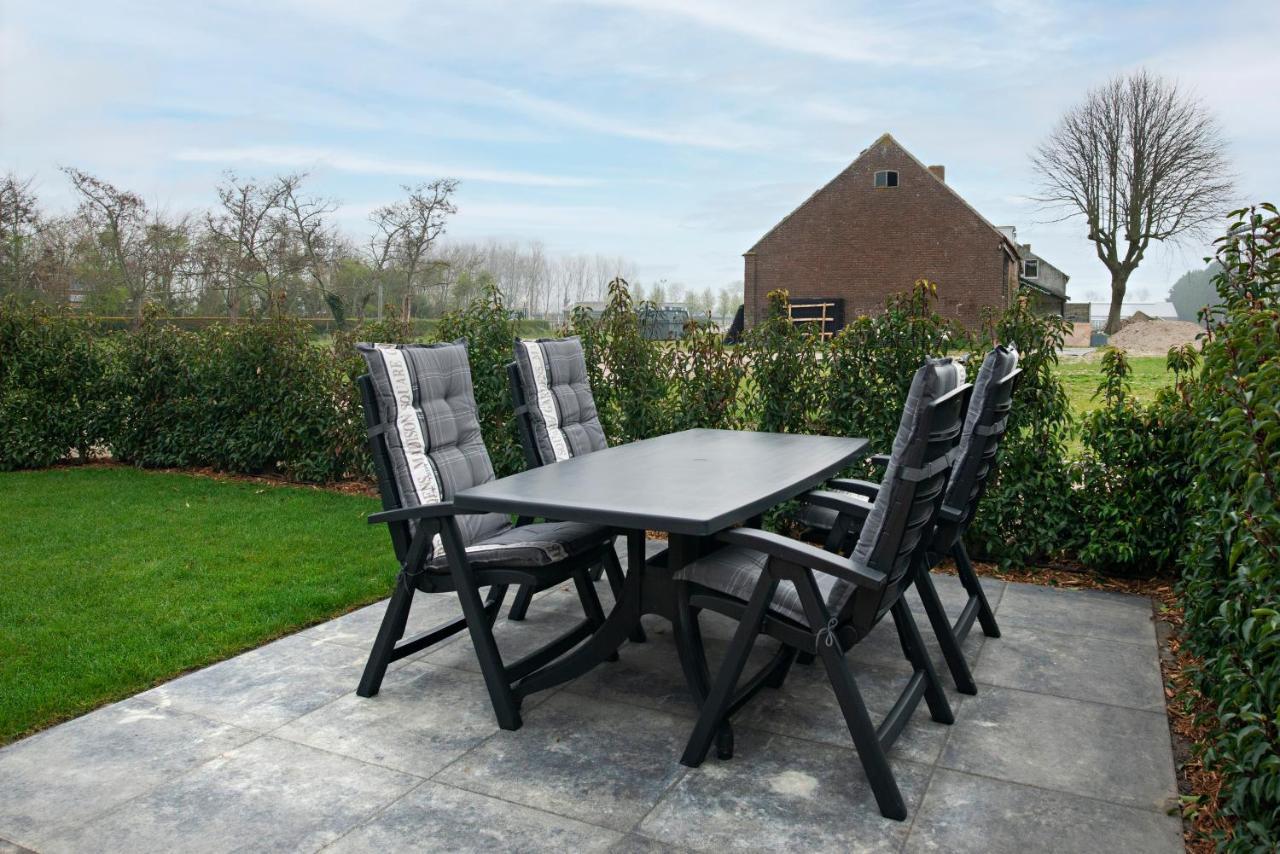 'T Sfeeruus Villa Serooskerke  Exterior photo